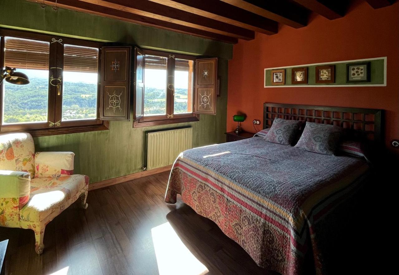 Hostal La Casona de la Reina Berta Murillo de Gállego Exterior foto